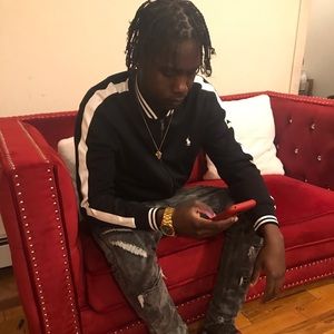 Meet your Posher, Sebastian